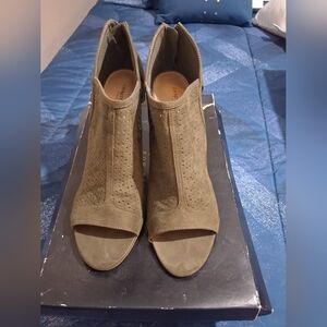 Christian Louboutin Olive Peep-Toe Heels